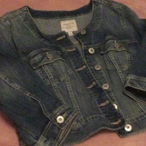 Short denim jacket
